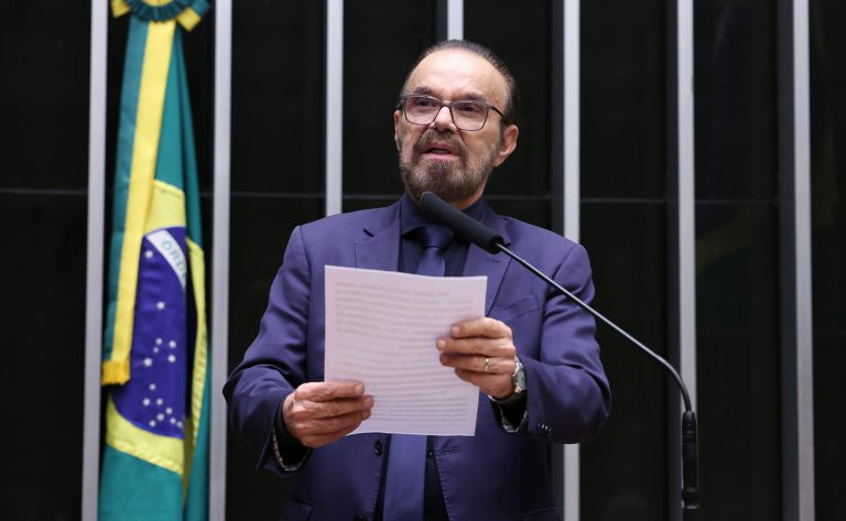Projeto cria marco regulatório para fintechs com foco no combate a fraudes e lavagem de dinheiro