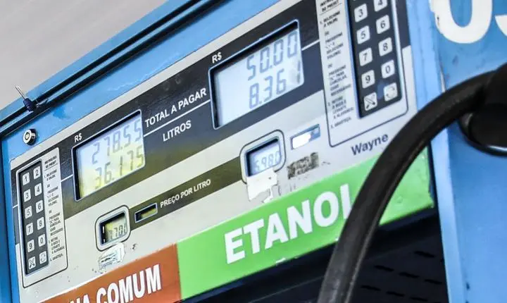 Conselho eleva de 30% para 32% teor de etanol na gasolina por 180 dias